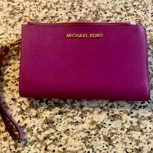 Michael Kors wallet with wristlet